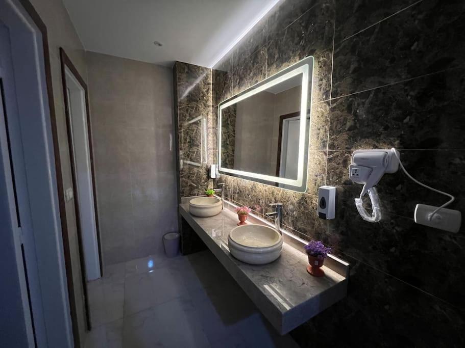 Luxury Apartment Downtown Cairo Exterior photo